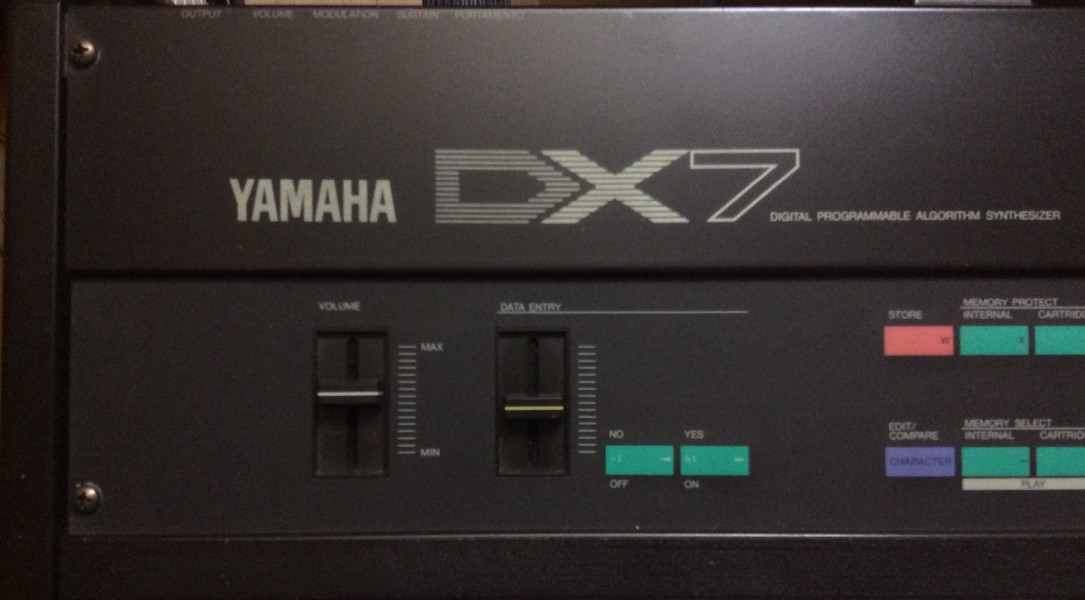 DX-7_02